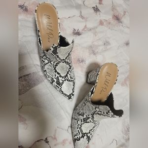 Snakeskin slip on